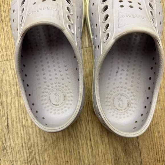 Native light purple shoe - Picture 7 of 7